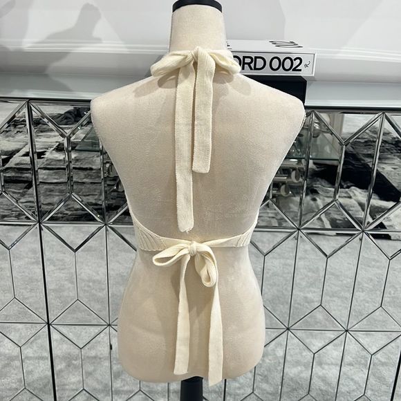 April Halter Tie Knit Top - Picture 5 of 9